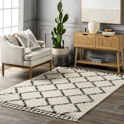 NuLOOM Michelle Diamond Trellis Tassel Area Rug 1 NuLOOM Michelle Diamond Trellis Tassel Area Rug