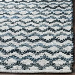 Rhayader Rug - Safavieh