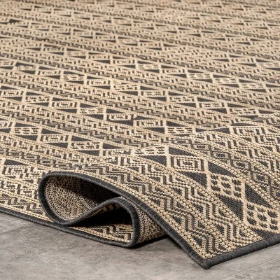 Devon Geometric Striped Indoor And Outdoor Area Rug - NuLOOM 4 Devon Geometric Striped Indoor And Outdoor Area Rug - NuLOOM - Image 4