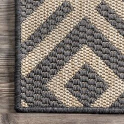 NuLOOM Jayne Geometric Diamond Indoor/Outdoor Area Rug -Home Decor Series Store GUEST 42a5d6be 0911 48f4 b282 d007002d7f6c