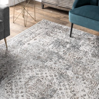 NuLOOM Lola Distressed Medallion Area Rug 8 NuLOOM Lola Distressed Medallion Area Rug - Image 8