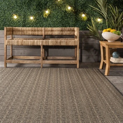 NuLOOM Margo Aztec Diamonds Indoor And Outdoor Area Rug 7 NuLOOM Margo Aztec Diamonds Indoor And Outdoor Area Rug - Image 7