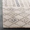 Sharron Geometric Design Area Rug - Safavieh