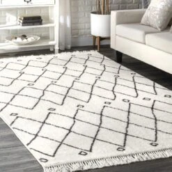 NuLOOM Krystal Trellis Tassel Area Rug