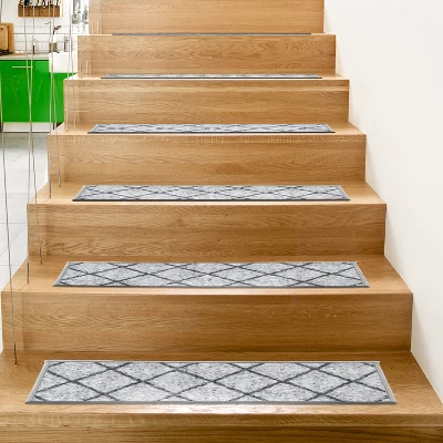 World Rug Gallery Contemporary Trellis Non-Slip Stair Treads 8 World Rug Gallery Contemporary Trellis Non-Slip Stair Treads - Image 8
