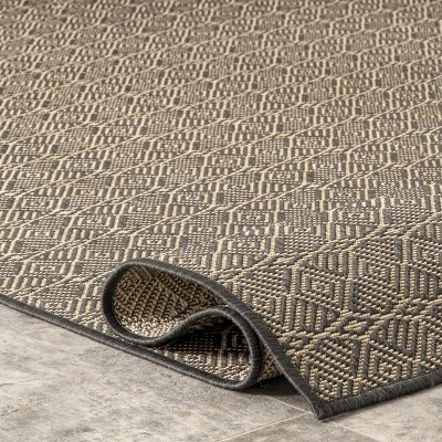 NuLOOM Margo Aztec Diamonds Indoor And Outdoor Area Rug 3 NuLOOM Margo Aztec Diamonds Indoor And Outdoor Area Rug - Image 3