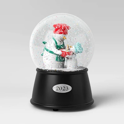 Snowman Cookie Baking Snow Globe - Wondershop™ 2 Snowman Cookie Baking Snow Globe - Wondershop™ - Image 2