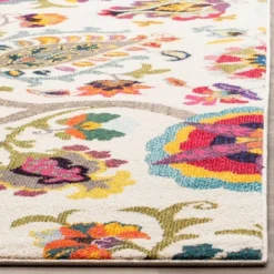 Jasmine Paisley Area Rug - Safavieh
