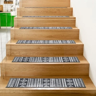 World Rug Gallery Geometric Bohemian Non-Slip Stair Treads 8 World Rug Gallery Geometric Bohemian Non-Slip Stair Treads - Image 8
