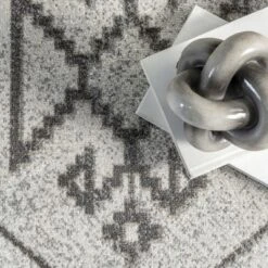 NuLOOM Kyleigh Machine Washable Southwestern Area Rug -Home Decor Series Store GUEST f02aa015 0a15 4261 a394 09c118325965